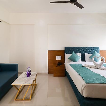 Hotel Tridents Hinjawadi Εξωτερικό φωτογραφία